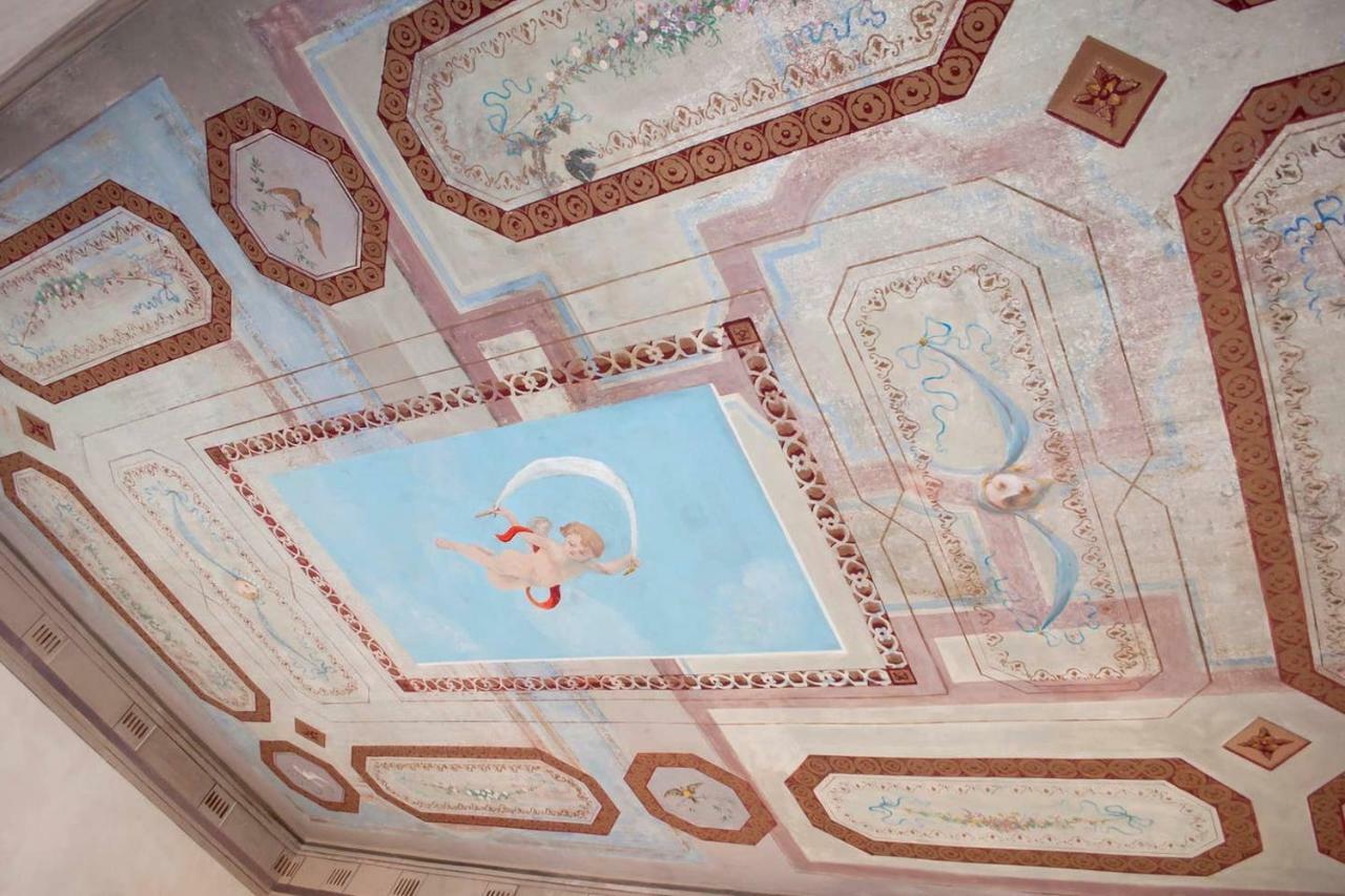 Roma Castel Nepi Home Near Colosseo ภายนอก รูปภาพ