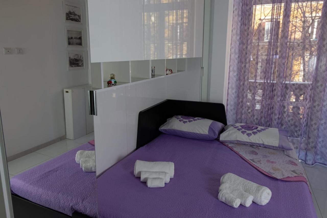 Roma Castel Nepi Home Near Colosseo ภายนอก รูปภาพ