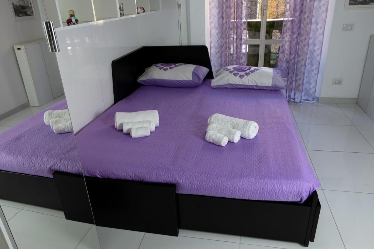 Roma Castel Nepi Home Near Colosseo ภายนอก รูปภาพ
