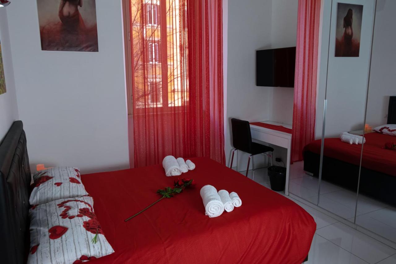 Roma Castel Nepi Home Near Colosseo ภายนอก รูปภาพ