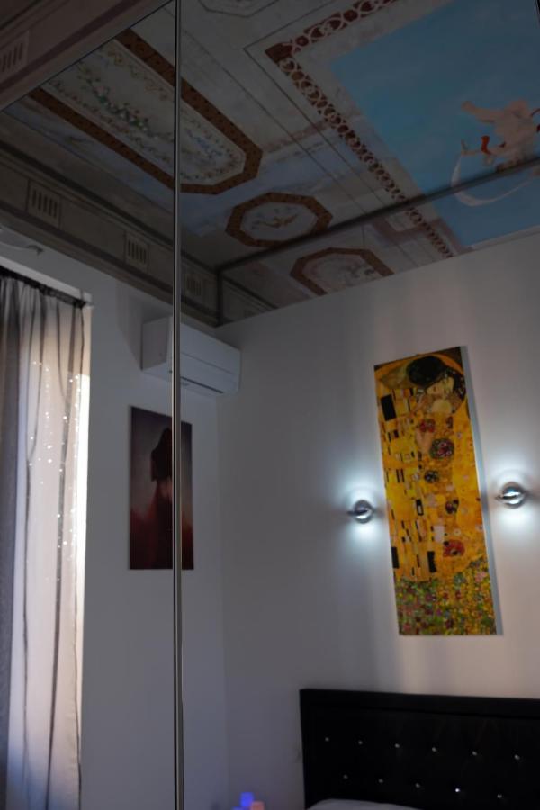 Roma Castel Nepi Home Near Colosseo ภายนอก รูปภาพ