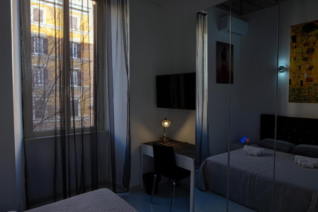 Roma Castel Nepi Home Near Colosseo ภายนอก รูปภาพ