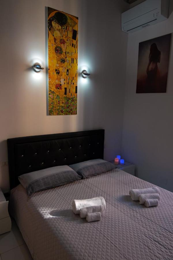 Roma Castel Nepi Home Near Colosseo ภายนอก รูปภาพ